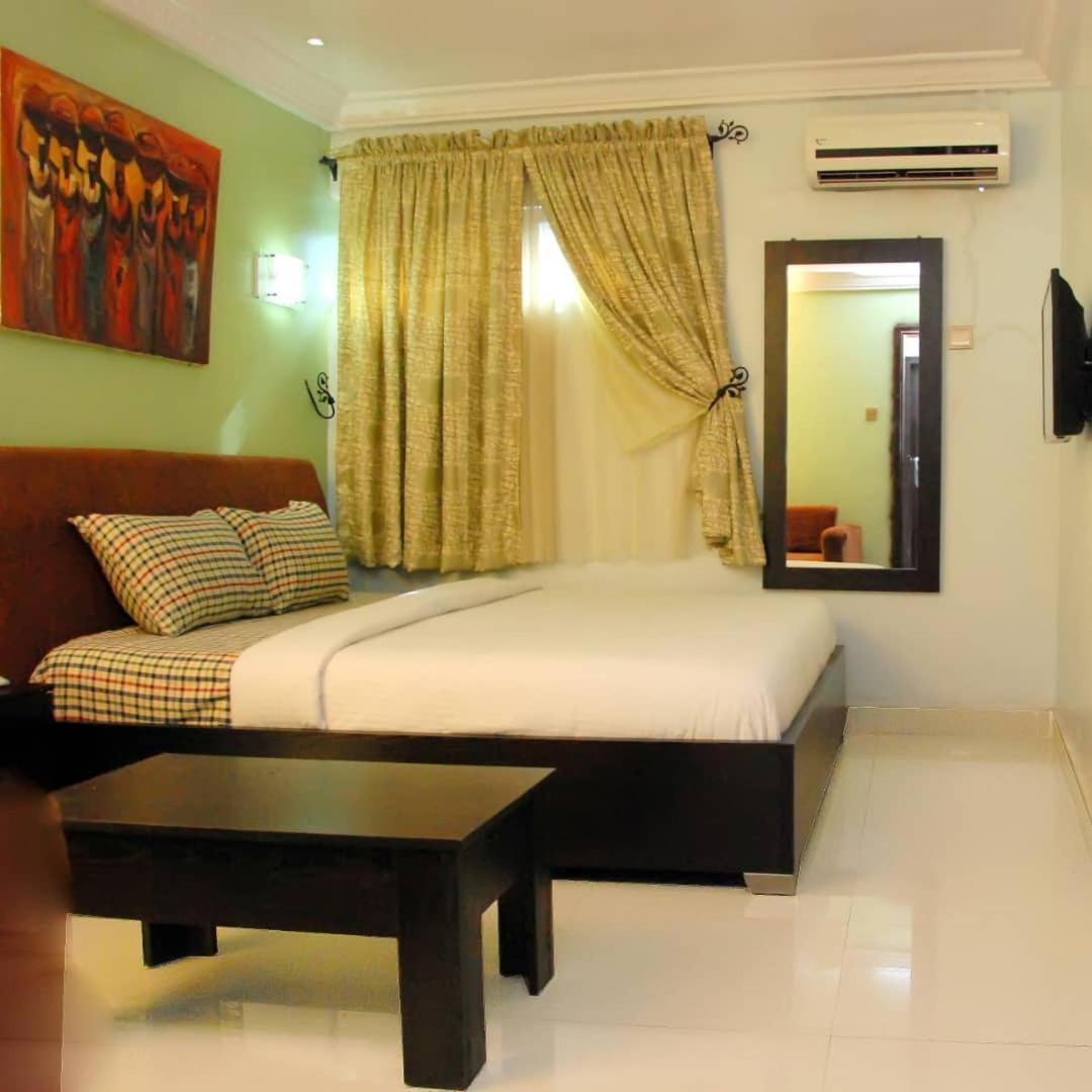 Ben Auto Hotel Lagos Ngoại thất bức ảnh