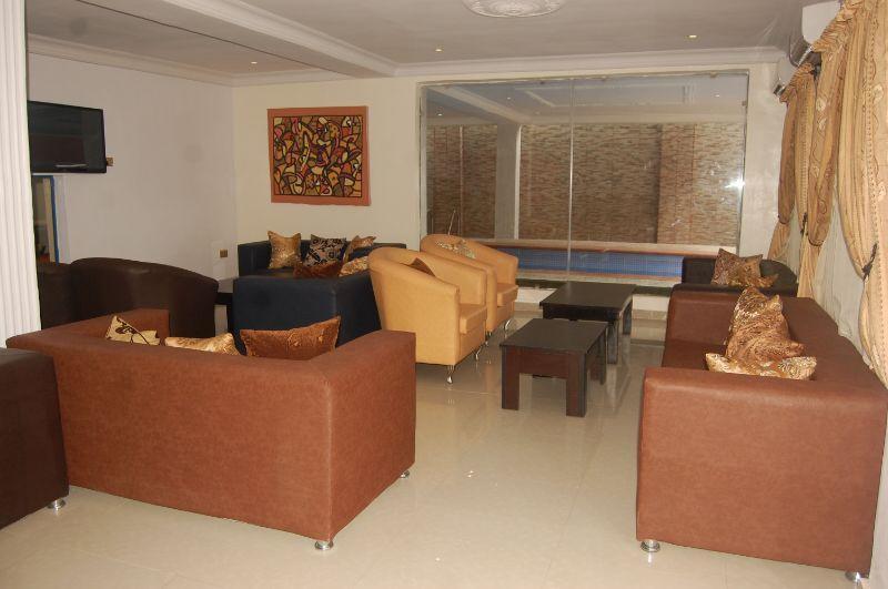 Ben Auto Hotel Lagos Ngoại thất bức ảnh