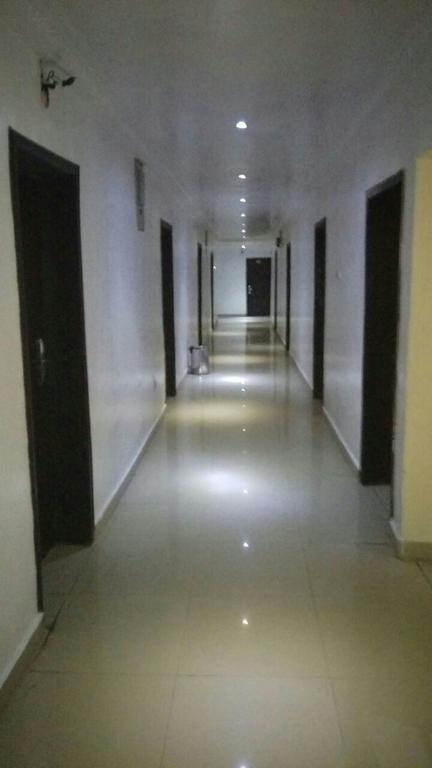 Ben Auto Hotel Lagos Ngoại thất bức ảnh