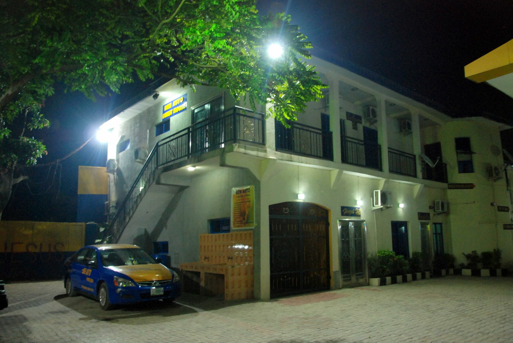 Ben Auto Hotel Lagos Ngoại thất bức ảnh